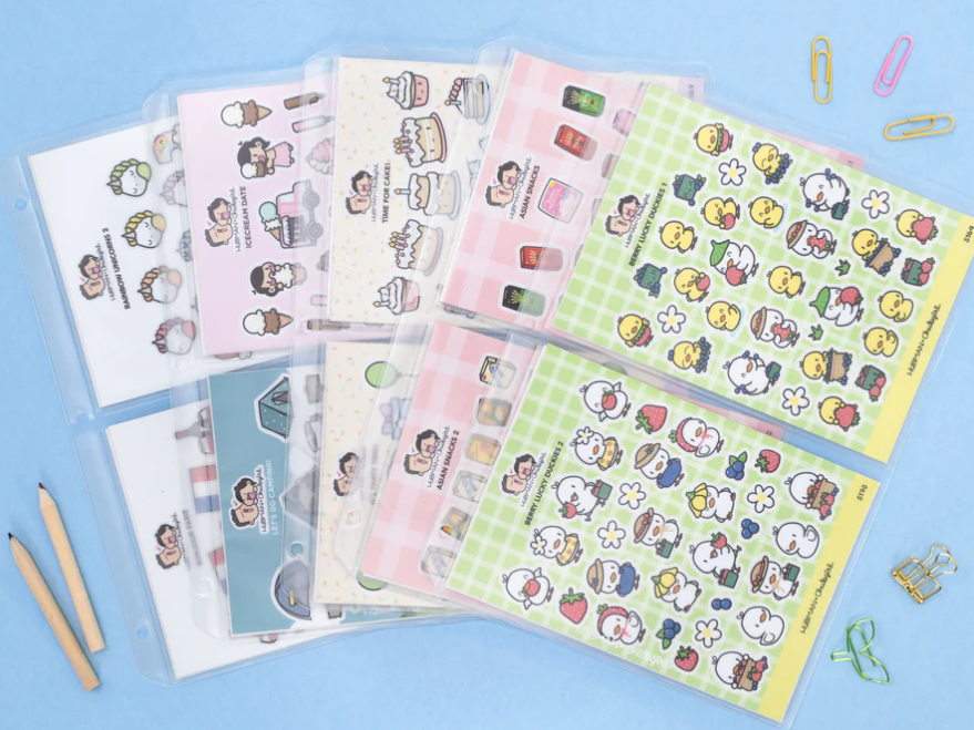 Hubman and Chubgirl - Medium Storage Pockets | A-Grade
