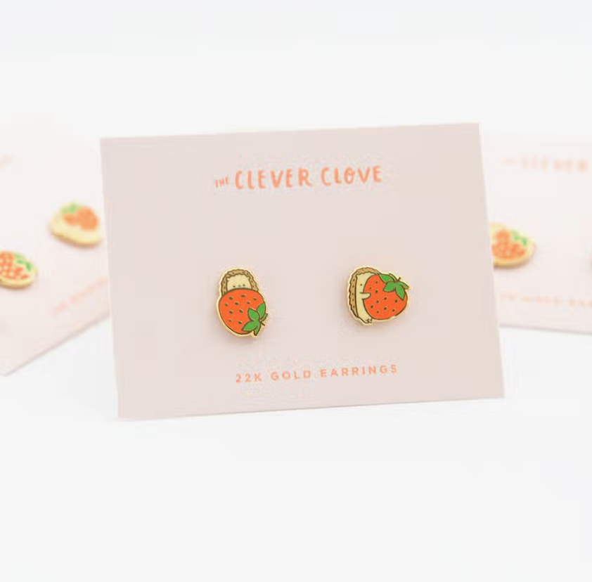 Peek-A-Boo Strawberry | Earrings