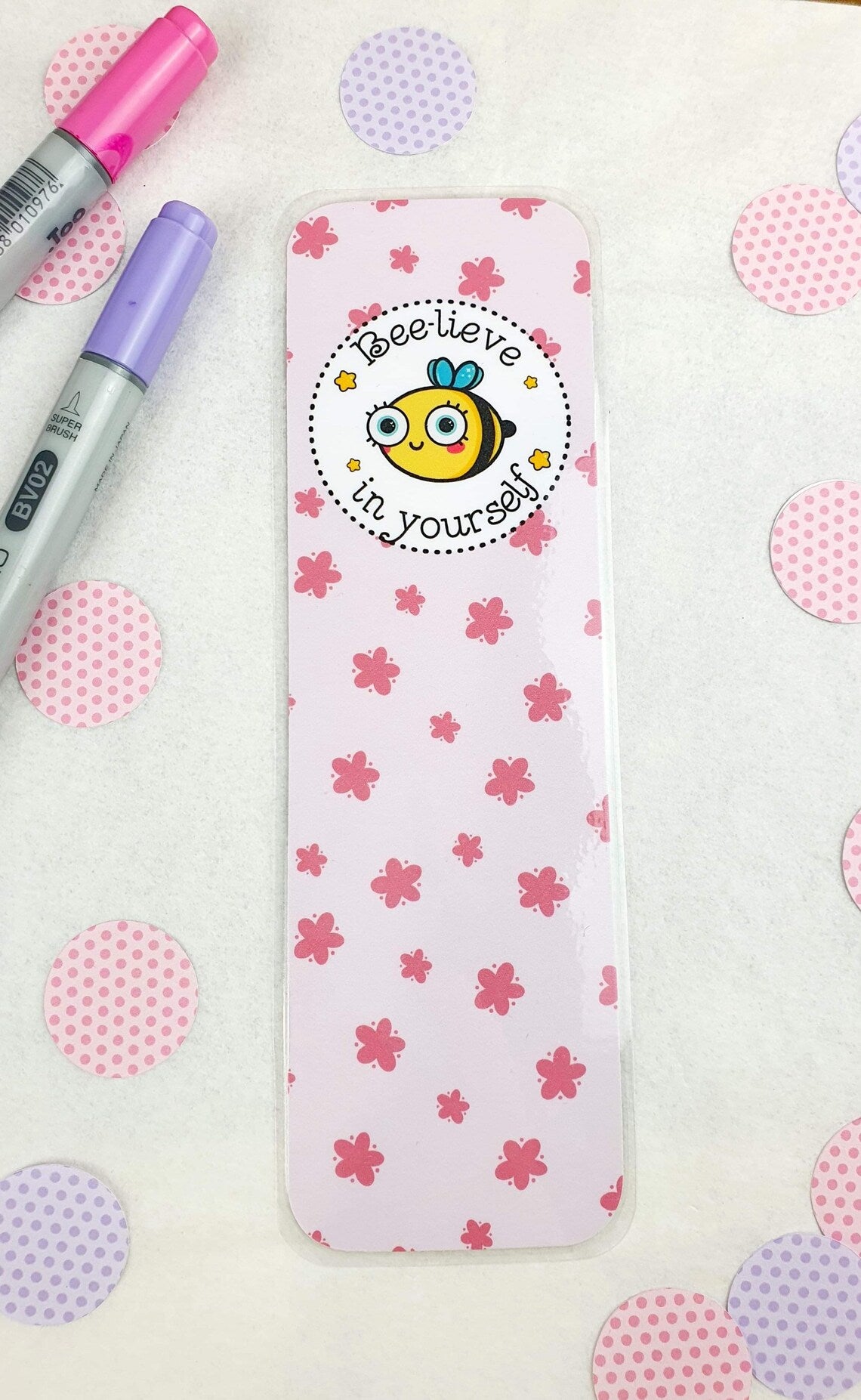 Layla's Loft | Bookmarks